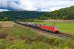 152 120 DB Cargo mit einem Kesselzug bei Harrbach Richtung Würzburg, 07.10.2021