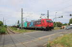 RCL Transflex 185 632-7  Raijko Horte  + 185 577-4 mit einem umgeleiteten Kesselwagenzug Richtung Erfurt Gbf, am 07.07.2026 in Erfurt Ost. Standort hinter dem Schrankenbaum.