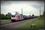 185 613-7 von HUSA hat gerade mit einem Kesselwagenzug den Bahnhof Eggolsheim durchfahren.