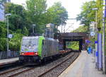 486 508 von BLS  kommt aus Richtung Köln,Aachen-Hbf und fährt durch Aachen-Schanz mit einem LKW-Zug aus Novara(I) nach Zeebrugge(B) und fährt in Richtung Aachen-West.