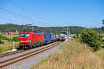 193 345 DB Cargo mit einem KLV-Zug bei Oberdachstetten Richtung Würzburg, 06.08.2020