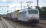 TX Logistik Austria GmbH, Schwechat [A] mit ihrer  185 540-2  Name:  Oma Liese  [NVR-Nummer: 93 81 0185 540-2 A-TXL] und einem KLV-Zug aus Rostock-Seehafen am 15.09.22 Durchfahrt Bahnhof Golm.