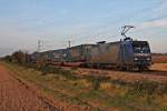 145-CL 202 (145 098-0) am 31.10.2014 mit einem LKW Walter-KLV bei Buggingen und fuhr in Richtung Schweizer Grenze.