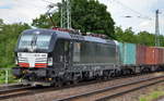 Eine MRCE Vectron   X4 E - 628  [NVR-Number: 91 80 6193 628-5 D-DISPO] für Rail Force One B.V.