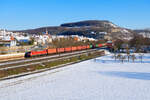 152 069 DB Cargo mit einem Containerzug bei Retzbach-Zellingen Richtung Gemünden, 12.02.2021
