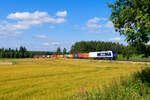 761 004 Metrans mit einem Containerzug bei Marktleuthen Richtung Marktredwitz, 21.07.2021