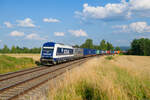 761 005 Metrans und  386 028 Metrans mit einem Containerzug bei Thölau Richtung Hof, 23.07.2021
