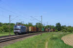 193 213-4 (Railpool) mit einem Containerzug in Elze, 28. Mai 2026