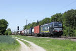Beacon X4 E - 626 (9180 6193 626-9) mit Containern bei Eglharting, 22.05.2026