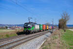 193 754 ELL mit einem Containerzug bei P�lling Richtung N�rnberg, 11.04.2022