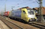 ES 64 U2-031 der BoxXPress bringt einen kurzen Containerzug nach Obert�rkheim ins Container-Terminal.