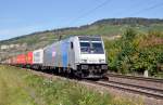 185 672 Railpool f�r EVB unterwegs mit Containern in Th�ngersheim am 21.9.2010
