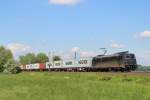 Am 28.Mai 2013 war 185 574 mit einem Containerzug s�dlich von Elze(Han) auf dem Weg Richtung S�den.