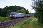 152 138 DB Cargo mit einem Hellmann KLV-Zug bei Postbauer-Heng Richtung Nürnberg, 28.07.2021