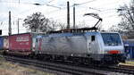 AKIEM SAS Lok  189 207  [NVR-Nummer: 91 80 6189 207-4 D-AKIEM], aktueller Mieter? mit KLV-Zug aus Polen kommend am 05.03.24 Vorbeifahrt Bahnhof Frankfurt/Oder.