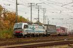 193 108  Bielersee  SBB Cargo International mit KLV in Koblenz Lützel, November 2024.