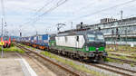 91 80 6193 724 mit einem KLV-Zug in Regensburg Hauptbahnhof.