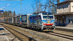 Railpool 91 80 6193 146 mit Weihnachtsmotiv im Einsatz für Locomotion am 19.01.2025 bei der Durchfahrt in Aßling.