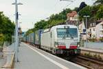 193 960 mit Lkw Walter KLV in Oberwinter, Juli 2025.