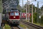 D-GERA 232 673-4 zog am 10.10.2026 D-RPOOL 6193 113-8 ( Patrizia ) und den dazugeh�rigen KLV-G�terzug vom L�becker-Skandinavienkai (ALSK) kommend in Richtung L�neburg (ALBG). Hier bei der Durchfahrt am Haltepunkt L�beck-D�nischburg IKEA (ALD A).

[Herzliche Gr��e zur�ck an den TF :)]