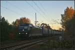boxXpress 185 570, angemietet von MRCE, kurz vor dem Lichtausmachen mit dem LKW-Walter am 24.10.2013 in der Berliner Wuhlheide