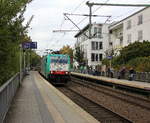 Die Cobra 2819 und die Cobra 2837  kommen  aus Richtung Aachen-West  mit einem langen  Kohlenzug aus Antwerpen-Zandvliet(B) nach Dillingen(an der Saar) und fuhren durch Aachen-Schanz in Richtung