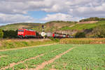 152 066 mit einem KLV-Zug bei Himmelstadt Richtung Würzburg, 18.09.2019