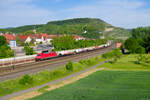 185 261 DB Cargo mit einem KLV-Zug bei Retzbach-Zellingen Richtung Gemünden, 01.06.2021