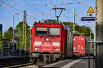 DK-DBCSC 185 324-8 zog am 07.05.2025 mit ihrem  BODE-Zug  aus dem Lübeck-Dänischburger Gbf (ALD G).