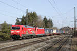 DB 152 169-9 mit einem KLV-Zug in Otting-Weilheim, 06.03.2026 (Aufnahme vom Bahnsteigende aus)