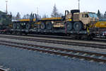 Lkw US- Army Oshkosh HEMTT in einem Militärzug im Bahnhof Weiden 22.12.2017