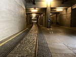 Teile der stillgelegte Strecke (Eisenbahntunnel) im ehemaligen Flughafen Berlin Tempelhof am 02.