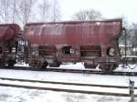 Am 18.02.2004 stand dieser mit Kaolin beladene Gterwagen Bauart Tds in Hirschau.