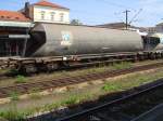 Ein Silowagen der Firma KVG in Regensburg HBF am 14.08.2007