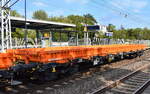 Drehgestell-Flachwagen mit Seitenborden vom Einsteller ERR GmbH wohl angemietet von der Hamburger Rail Service  GmbH & Co.KG mit der Nr.