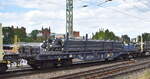 Drehgestell-Flachwagen vom Einsteller ERR European Rail Rent GmbH mit der Nr.