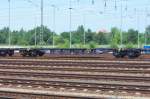 Containerwagen Sgnss  von ERR (European Rent Rail GmbH, Duisburg)  am 13.6.2015 im Bf.