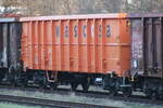 Im schönen orange stand der Eanos Wagen von Wascosa am Morgen des 24.02.2024 in Rostock-Bramow.