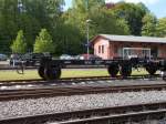 PRESS Transportwagen 40 80 9435 001-9,am 21.Mai 2015,in Putbus.