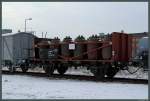 Der Topfwagen Zik 21 50 071 6333-4 diente einst dem Transport von Säuren und Laugen. Diese wurde in den zwölf 1000-Liter-Töpfen befördert. Am 20.01.2013 stand der Wagen auf dem Hafengelände in Magdeburg ausgestellt.