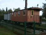 Zur Erinnerung an die Kleinbahn Greifswald-Wolgast stehen am ehmaligen Bahnhof Seebad Lubmin diese beiden Wagen.Aufgenommen am 05.Januar 2013.