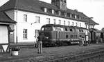 Nochmal 216 005, hier mit N 4069 in Frankenberg/Eder im Sommer 1974.