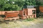 Feldbahnfahrzeug mit Kipplore im Juni 1998 in Putbus.