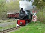 FGF - Personenzug mit der Dampflok Nr.1 (Henschel Preller) unterwegs auf der Linie im Waldstck am 01.05.2008