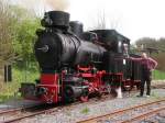Fahrtag beim Feld- und Grubenbahnmuseum Fortuna am 01.05.2006: Lok 4  MARTHA  steht im unteren Bahnhof und fhrt gleich zum oberen Museums-Kerngelnde zurck.