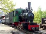 FFM - Dampflok Nr.2 mit Feldbahn Personenzug im Betriebsgelnde von Frankfurt am 04.05.2008