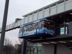 Am 03.01.2005 die H-Bahn in Dortmund. Die H-Bahn ist eine automatische Kabinen-Hochbahn im Umfeld der Universitt Dortmund.
