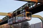 Wuppertaler Schwebebahn Gtw 13  City-Arkaden  am 29.01.2014 in Wuppertal Elberfeld.