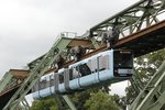 Die neue Schwebebahn 02 als Fahrschule in Wuppertal Barmen, am 04.08.2016.