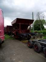 Ein lterer Schttgutwagen steht am 11.05.13 im Darmstadt Kranichstein 